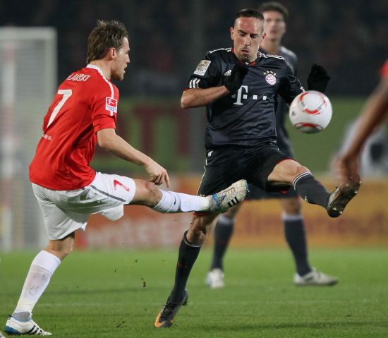 其在俱乐部 其在俱乐部